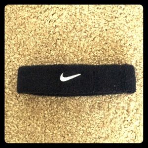 Black Nike HeadBand